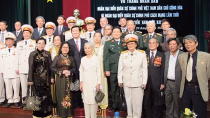 Cuộc đấu trí trong trại Davis