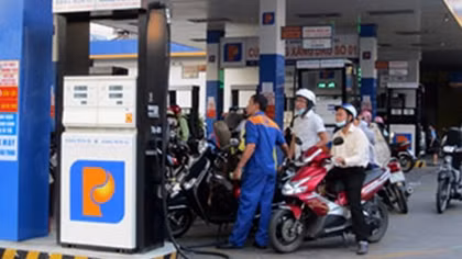 Quý I, nhập khẩu 2,56 triệu tấn xăng dầu