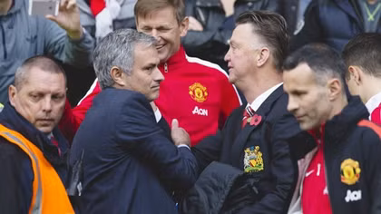 Van Gaal và Mourinho: Giữa hai cá tính điên rồ…