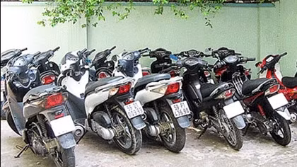 Tìm chủ sở hữu xe máy liên quan vụ mua bán ma túy