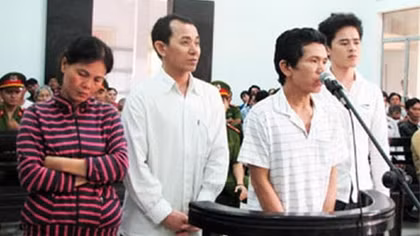 Nổi máu côn đồ, bốn người trong một gia đình vào vòng lao lý
