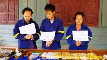 Bắt 4 đối tượng 'tuồn' gần 40 ngàn viên ma tuý vào Việt Nam