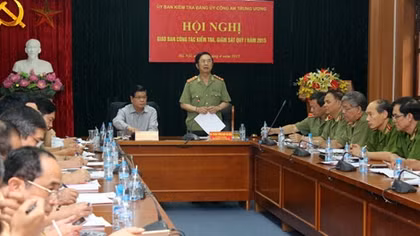 Giao ban công tác kiểm tra, giám sát quý I năm 2015