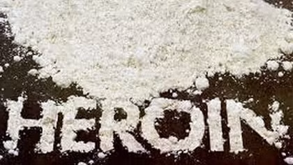 Phối hợp bắt giữ đối tượng người Lào vận chuyển 2 bánh heroin