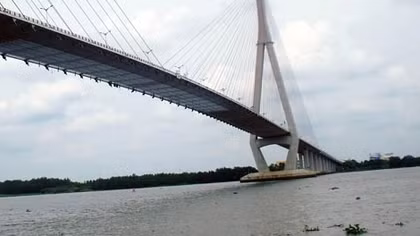 Đang tìm kiếm nam thanh niên nhảy cầu Cần Thơ