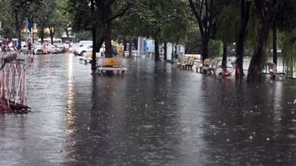 Gặp nạn trong cơn mưa lớn