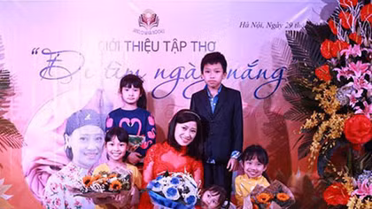 Những bệnh nhân ung thư “vịn câu thơ mà đứng dậy” 