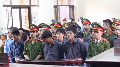 Trùm giang hồ Tú ‘khỉ’ lĩnh án 30 năm