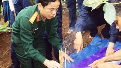 Tìm thấy 6 bộ hài cốt liệt sĩ tại làng Khoai