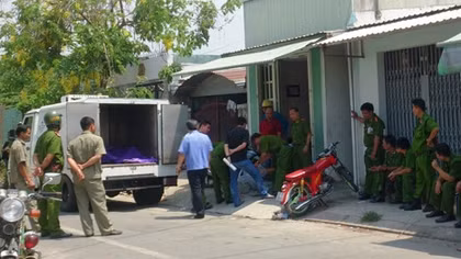"Ghen tuông đốt phòng trọ" và nỗi đau của gia đình cô gái trẻ