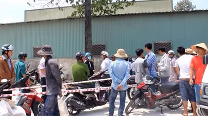 Thi thể trẻ sơ sinh bên đường trong khu công nghiệp