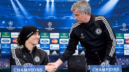 Trước đại chiến, David Luiz chọc tức Mourinho