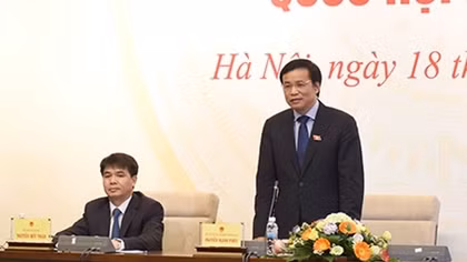 “Chỉ hát hay, vào đại biểu Quốc hội rất khó”!