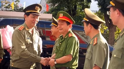 Bộ trưởng Trần Đại Quang thăm, làm việc tại Công an tỉnh Kon Tum