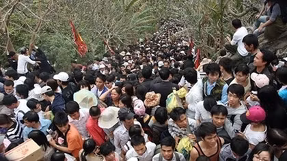 Yên Tử mỗi ngày đón hơn 4 vạn du khách dù chưa khai hội