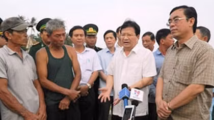 Chính phủ hỗ trợ người dân thiệt hại do cá chết bất thường 