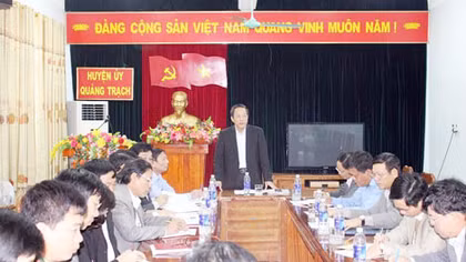Cách chức Bí thư Đảng ủy xã "dính" nhiều sai phạm