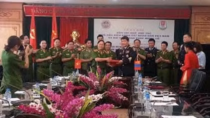 Ký kết Bản ghi nhớ hợp tác giữa Học viện CSND và Đại học Hành pháp Mông Cổ