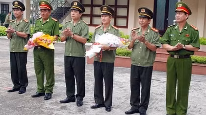 Thưởng nóng 3 tập thể phá nhanh vụ trọng án gây xôn xao dư luận