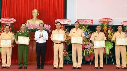 Công an Cần Thơ kỷ niệm 70 năm ngày truyền thống lực lượng CSGT
