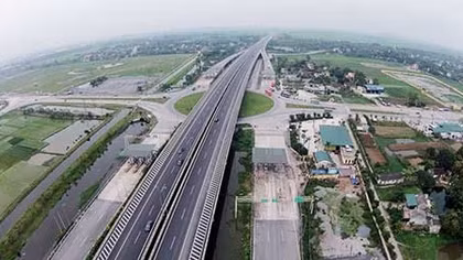 Chất lượng cơ sở hạ tầng giao thông của Việt Nam tăng 36 bậc trong 5 năm qua