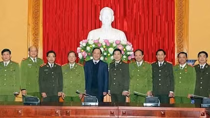 Thứ trưởng Nguyễn Văn Thành làm việc với Học viện ANND và Học viện CSND