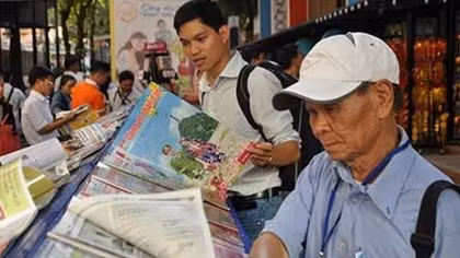 Tưng bừng khai hội Báo xuân 2016