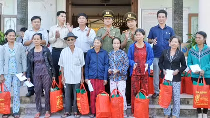Mang hương xuân về với quê nghèo Bình Sa