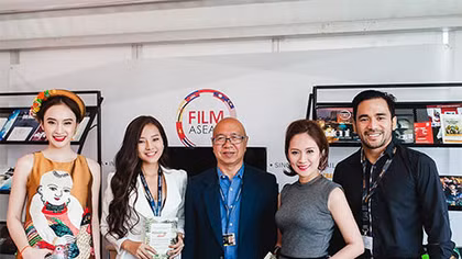 Dàn mỹ nhân “Taxi, em tên gì?” gây chú ý LHP Cannes 2016