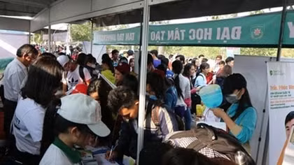 Ngày hội tư vấn tuyển sinh tại Cần Thơ thu hút hàng chục ngàn người tham gia