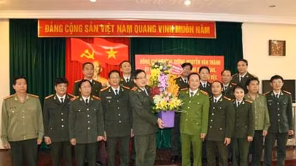 Thứ trưởng Nguyễn Văn Thành làm việc về công tác xây dựng phong trào toàn dân bảo vệ ANTQ