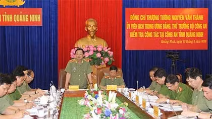 Thứ trưởng Nguyễn Văn Thành kiểm tra công tác tại Công an tỉnh Quảng Ninh