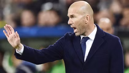 Zidane: Thời, vận & duyên số...