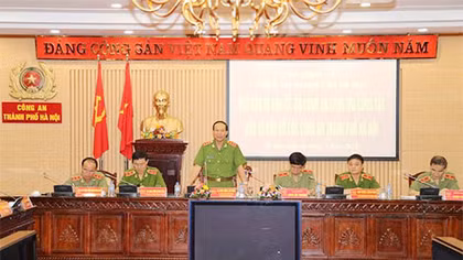 Thứ trưởng Lê Quý Vương kiểm tra công tác bảo vệ bầu cử tại Công an TP Hà Nội