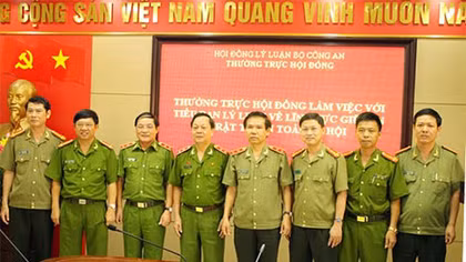 Tăng cường nghiên cứu về lĩnh vực giữ gìn trật tự ATXH trong tình hình mới