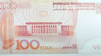 Trung Quốc phá giá đồng tiền: Xôi hỏng bỏng không