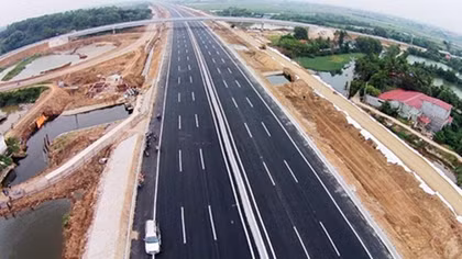 Cao tốc Hà Nội - Hải Phòng trước ngày thông xe toàn tuyến