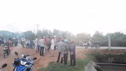 Nhậu say nam thanh niên lao xe xuống mương cống tử vong