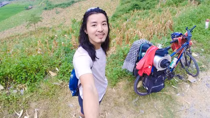 Chàng trai đạp xe xuyên Việt và dự án "Truyền thông thư tay"