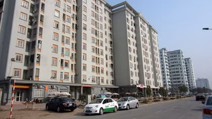 Giữa Hà Nội: Hàng ngàn người “ung dung” đến ở dù chưa có quyết định giao nhà