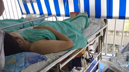 Có hay không chuyện liên quan tới tình yêu đồng giới?