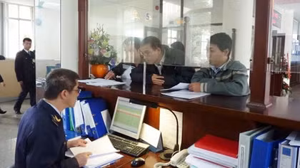 Có thể không dùng đến 10.000 tỷ đồng tiền bán vốn cổ phần để bù hụt thu ngân sách 