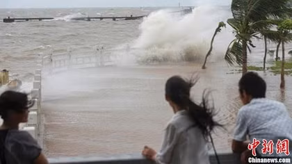Hàng trăm ngư dân Philippines mất tích do bão Mujigae