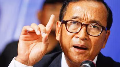Tòa án Campuchia ra lệnh bắt thủ lĩnh đảng đối lập Sam Rainsy