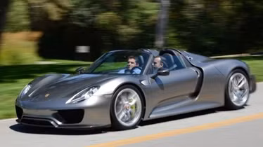 Porsche thu hồi 918 xe Spyder vì lỗi bộ phận tản nhiệt