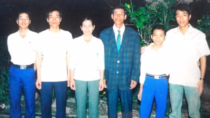 Vợ chồng nông dân vượt khó nuôi 4 con vào đại học