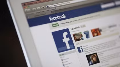 Truyền thông Mỹ đắn đo bắt tay với Facebook
