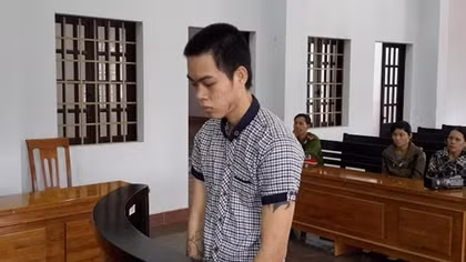 Giết hàng xóm, lãnh án 20 năm tù