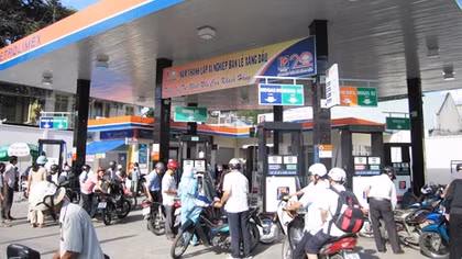 Minh bạch xăng dầu: Đừng chỉ là lời hứa