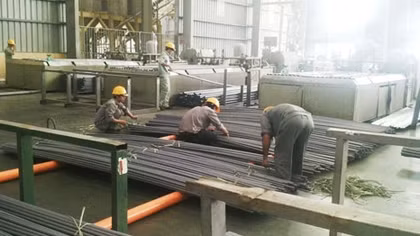 Kinh tế Việt Nam vượt khó ngoạn mục trong năm 2014